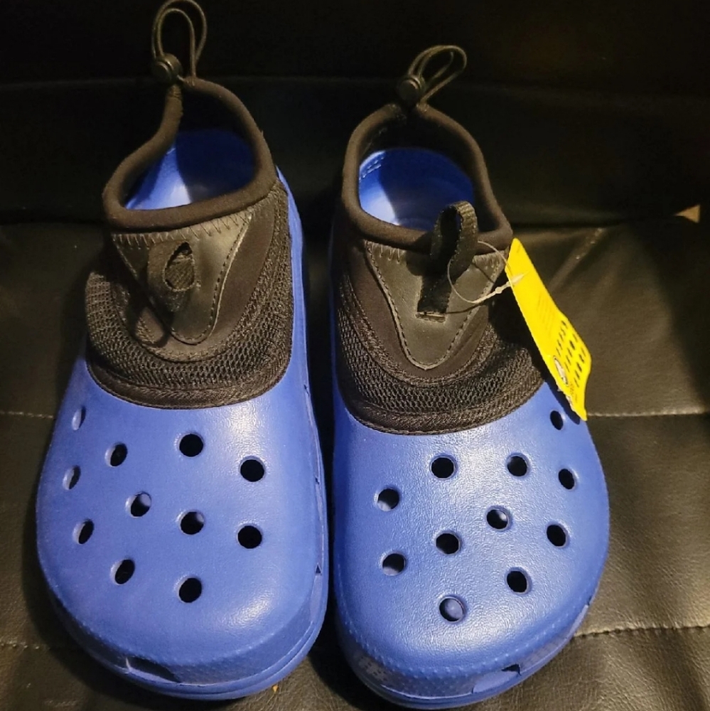 W8 Croc Hydros